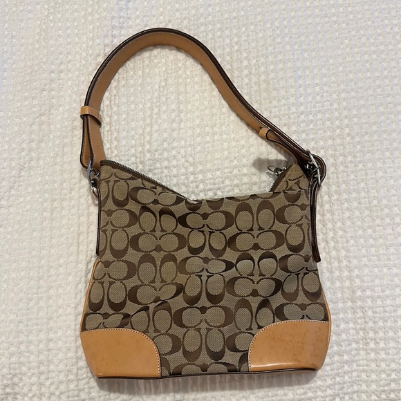 vintage Coach Signature Jacquard shoulder bag no. K2K-6347 - Picture 1 of 5